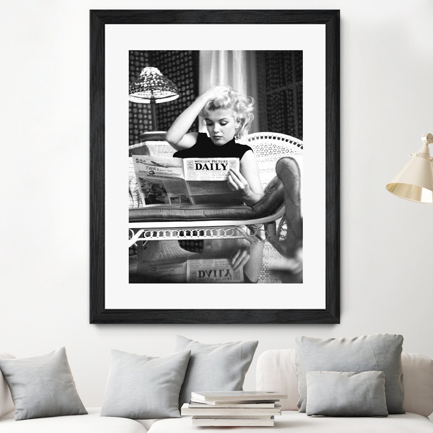 Reading by M Studio on GIANT ART - black and white photogrpahy marilyn monroe