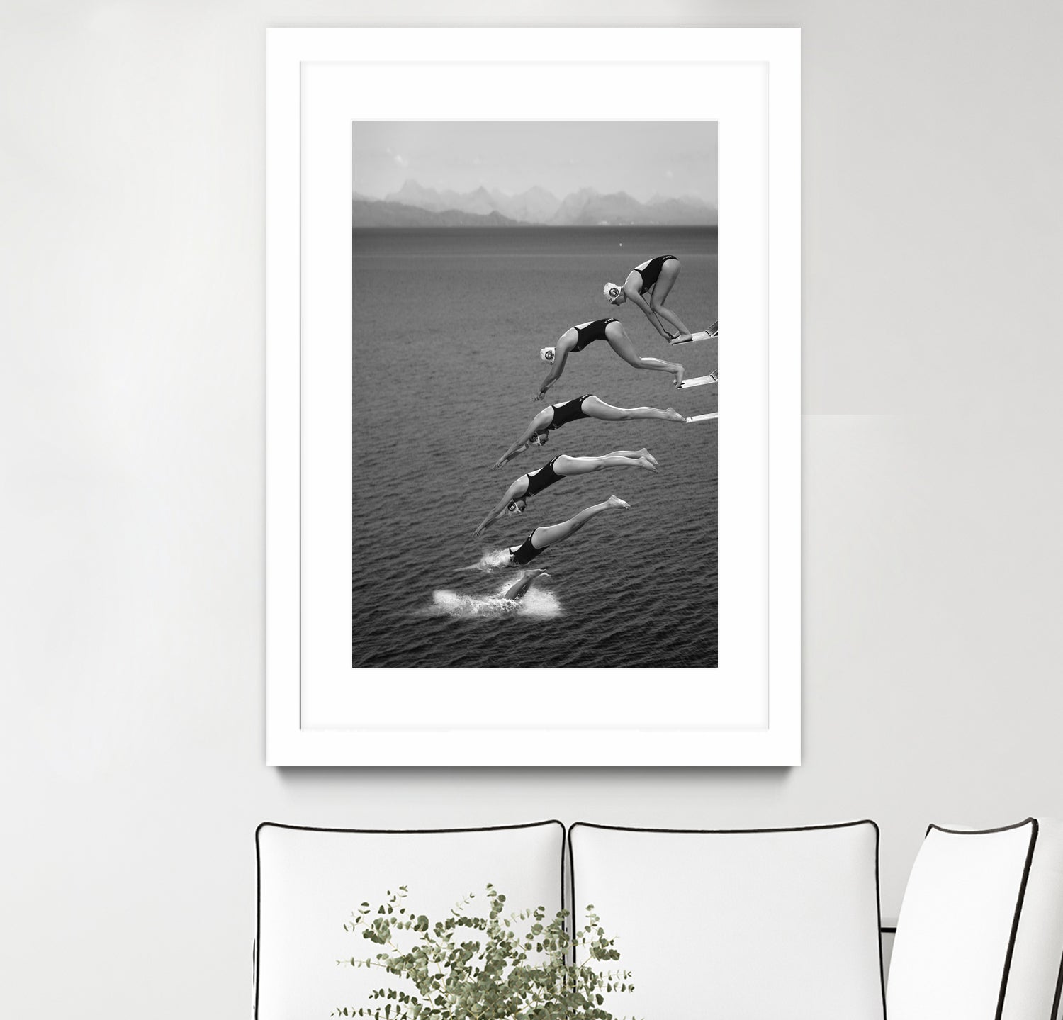 The beauty of diving by Greetje on GIANT ART - black and white photography quick