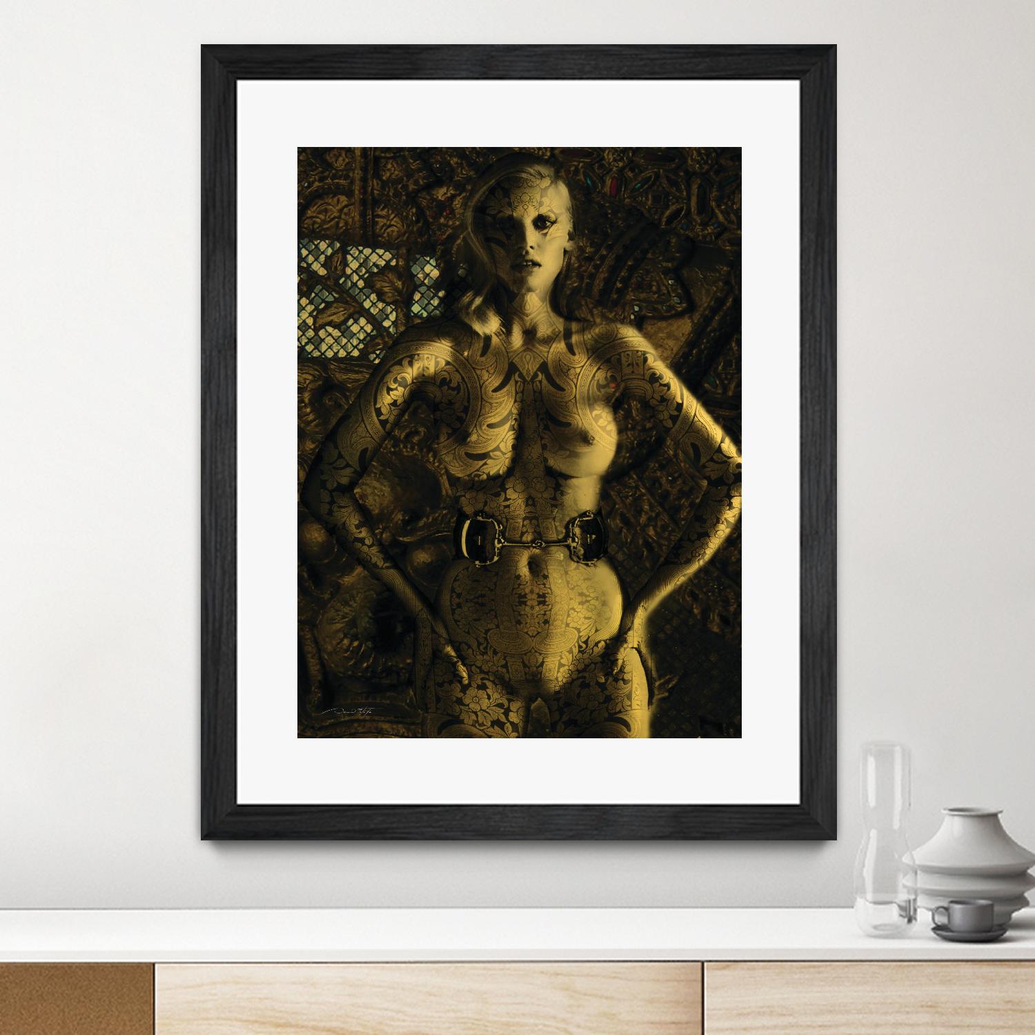 Gold Series Laura Stone by Daniel Stanford on GIANT ART - gold figurative artiste québécois