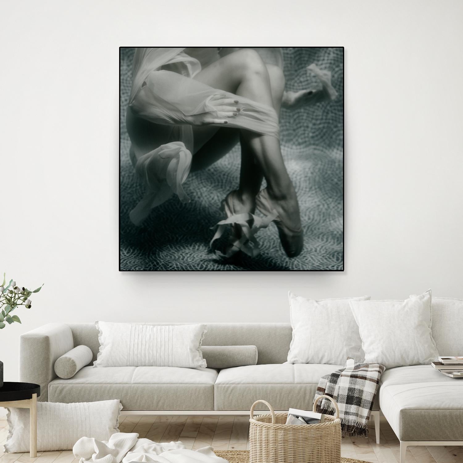 Float 2 by Peter Morneau on GIANT ART - black figurative ballerine