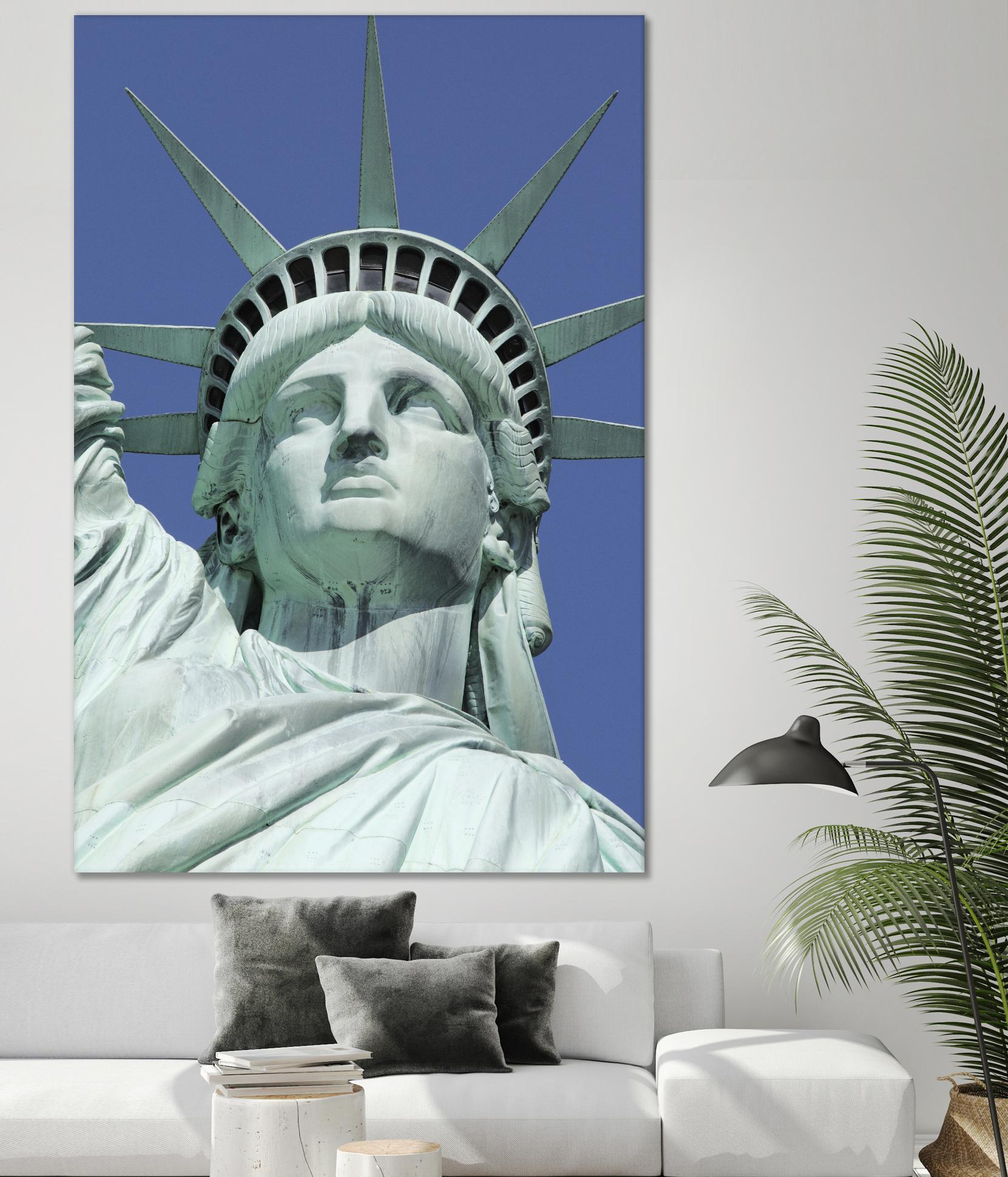 Statue of Liberty 3 by Lillis Werder on GIANT ART - blue photo art
