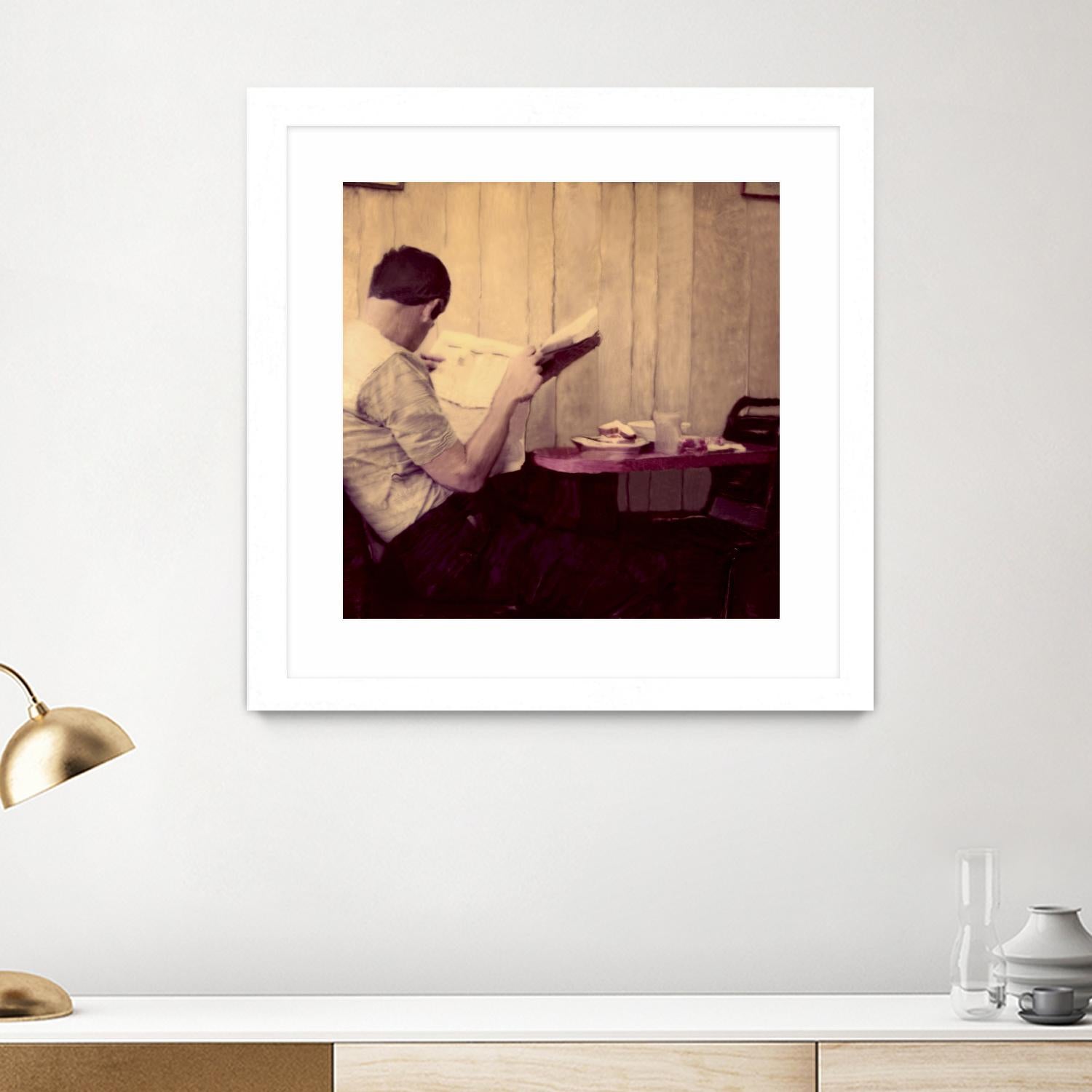 Reading Man by Joe Gemignani on GIANT ART - beige photo art