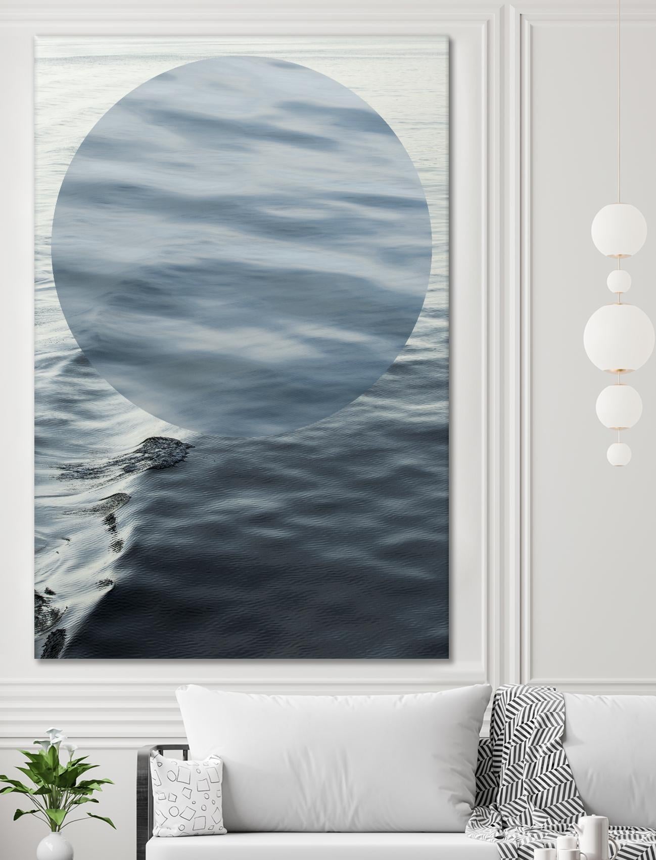 Round Geometric by Aaron Matheson on GIANT ART - grey photo art