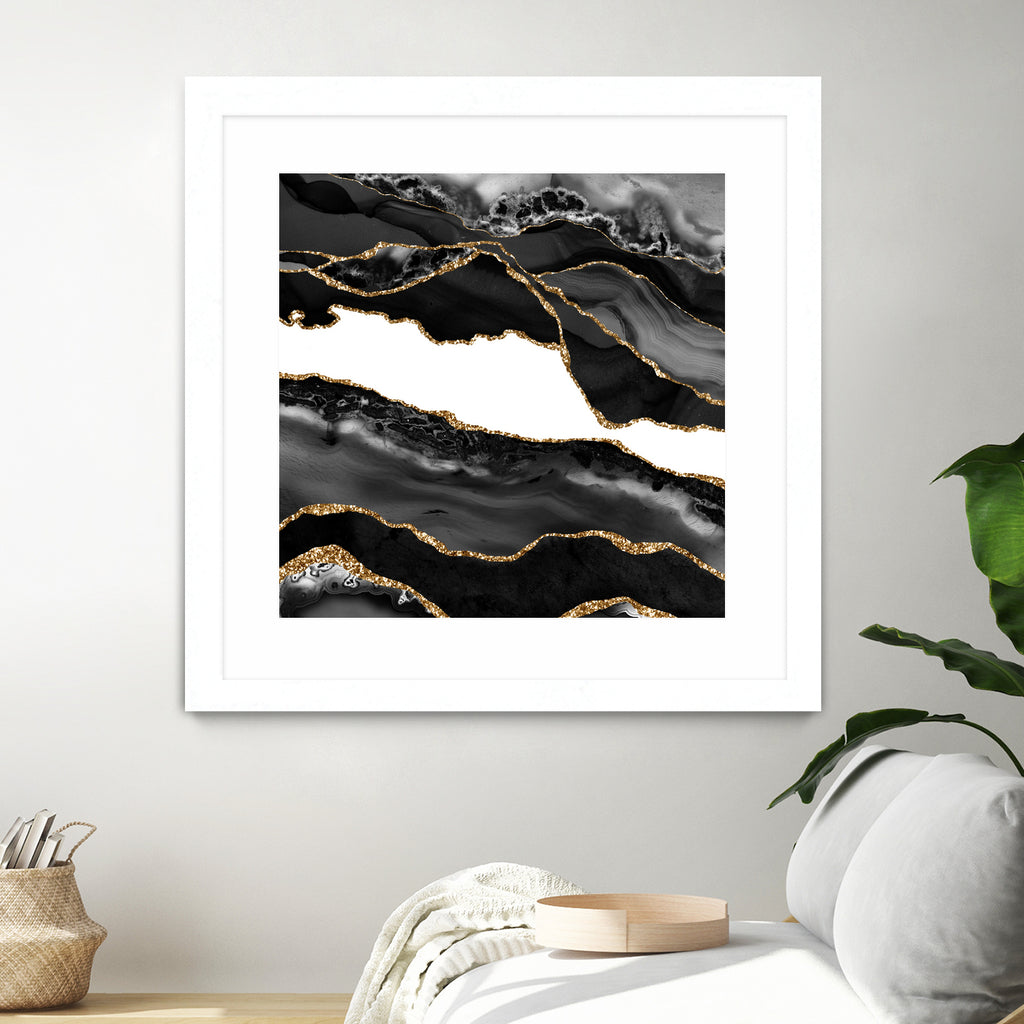 Black & Gold Agate Texture 06 by Isabel Muñoz on GIANT ART - black digital painting