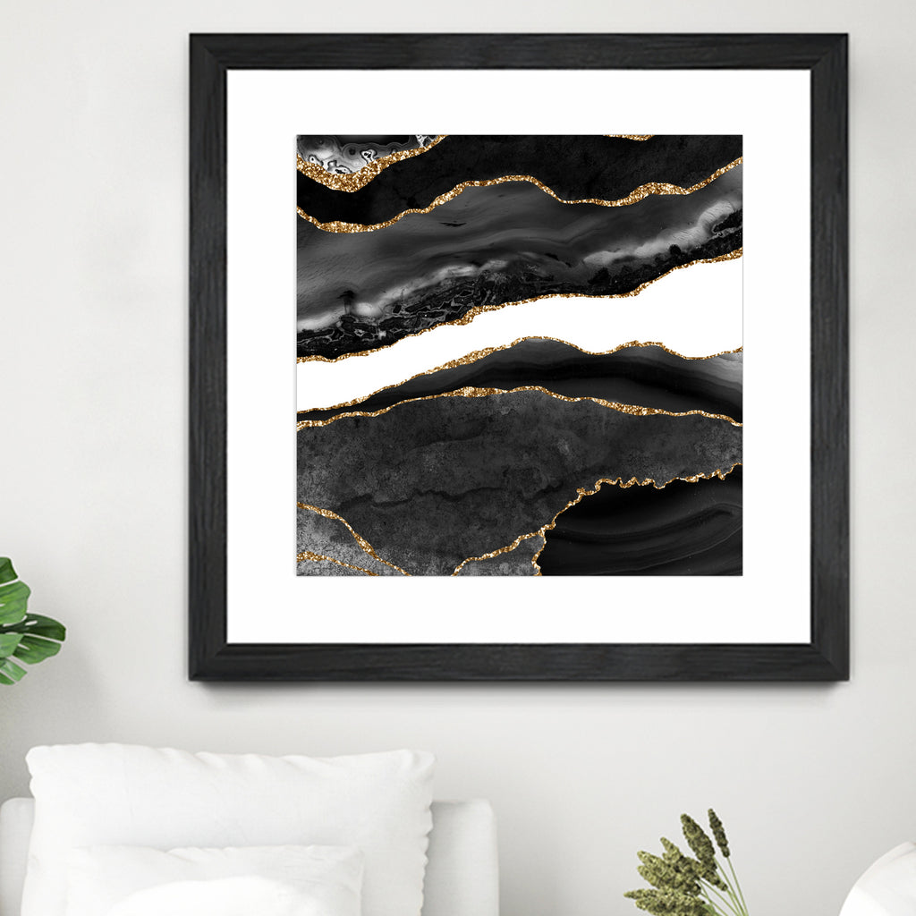 Black & Gold Agate Texture 08 by Isabel Muñoz on GIANT ART - black digital painting