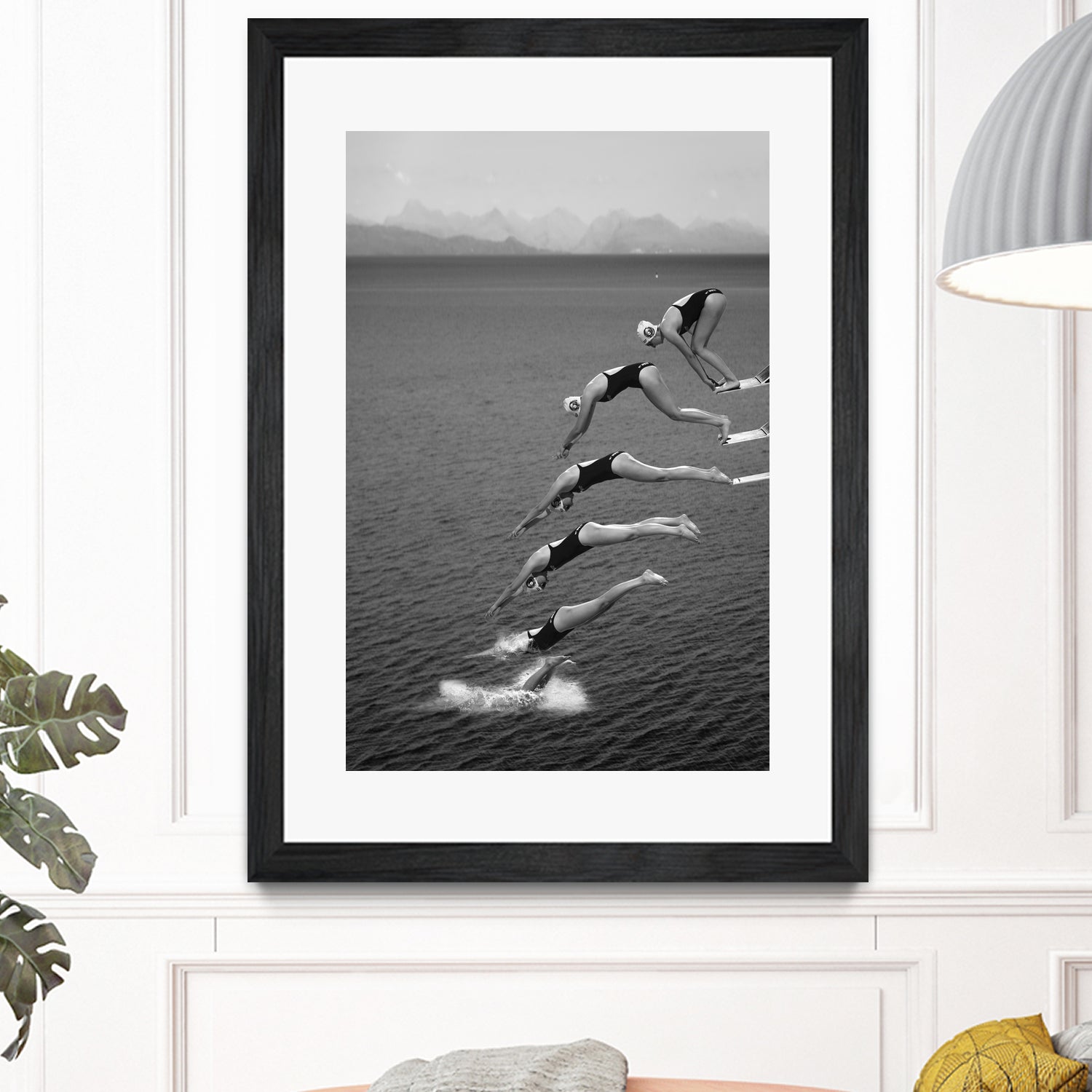 The beauty of diving by Greetje on GIANT ART - black and white  photography quick