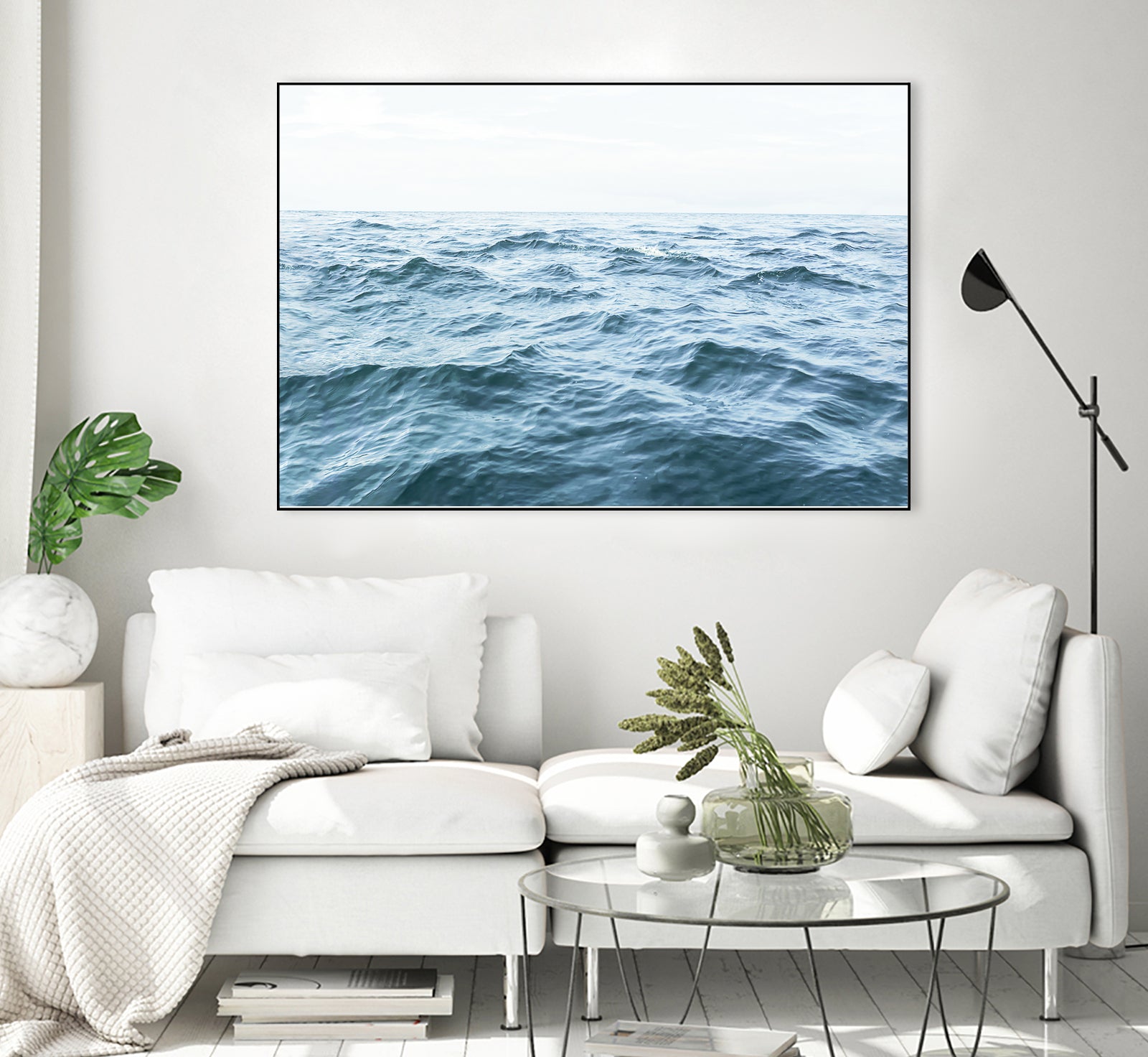 Wavy Horizon by Kathrin Pienaar on GIANT ART - still life sea