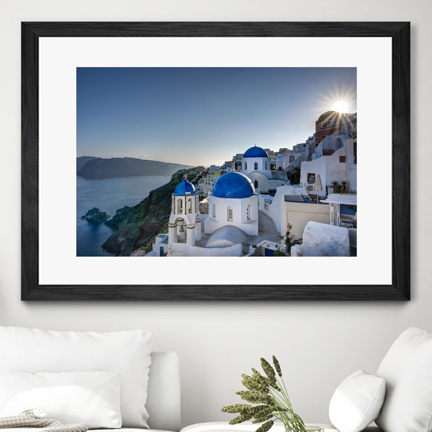 Beautiful blue domes of Santorini, Greece by Nick Jackson on GIANT ART - blue photographe