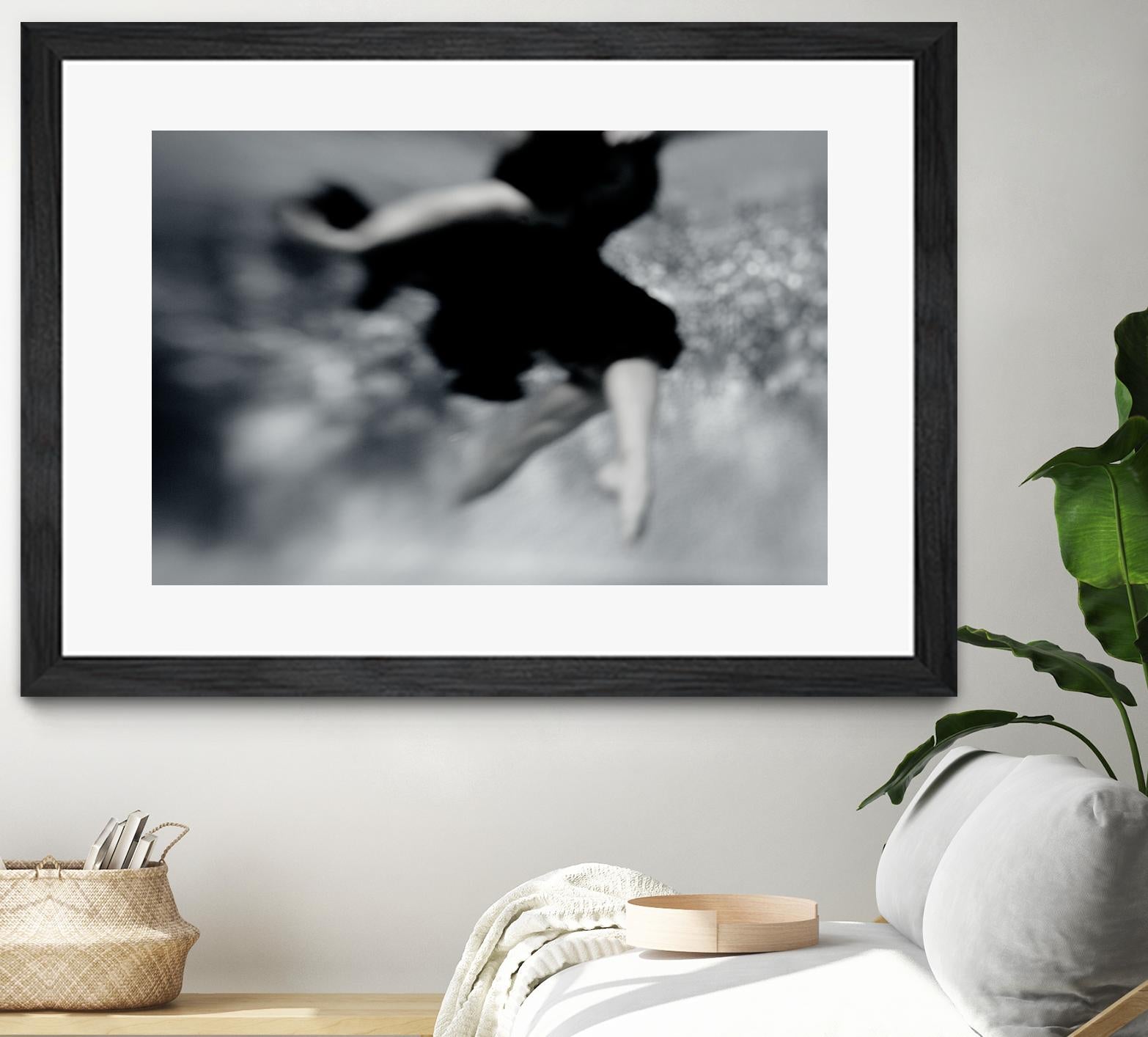 Fly by Peter Morneau on GIANT ART - black photography dancer