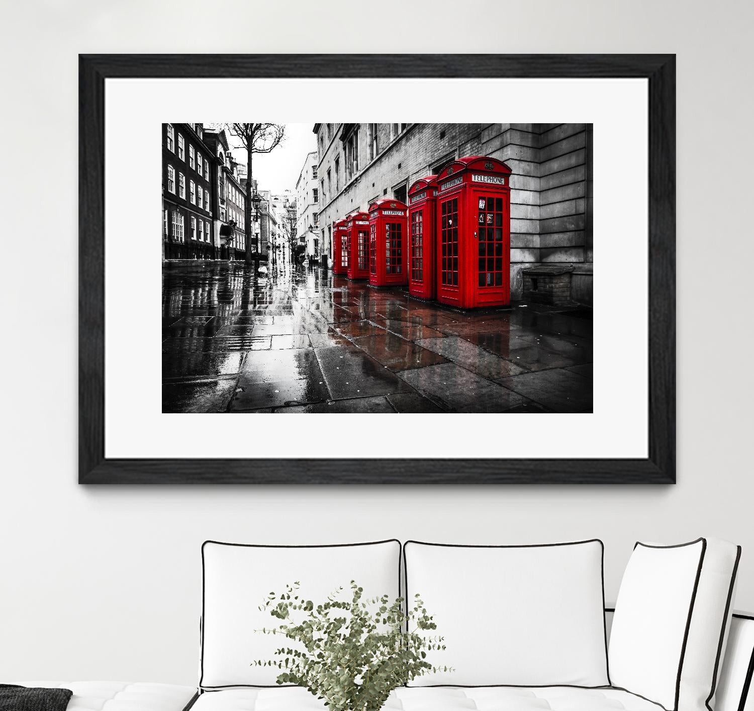 London Phones by Vladimir Kostka on GIANT ART - multicolor photography; landscapes; people/places