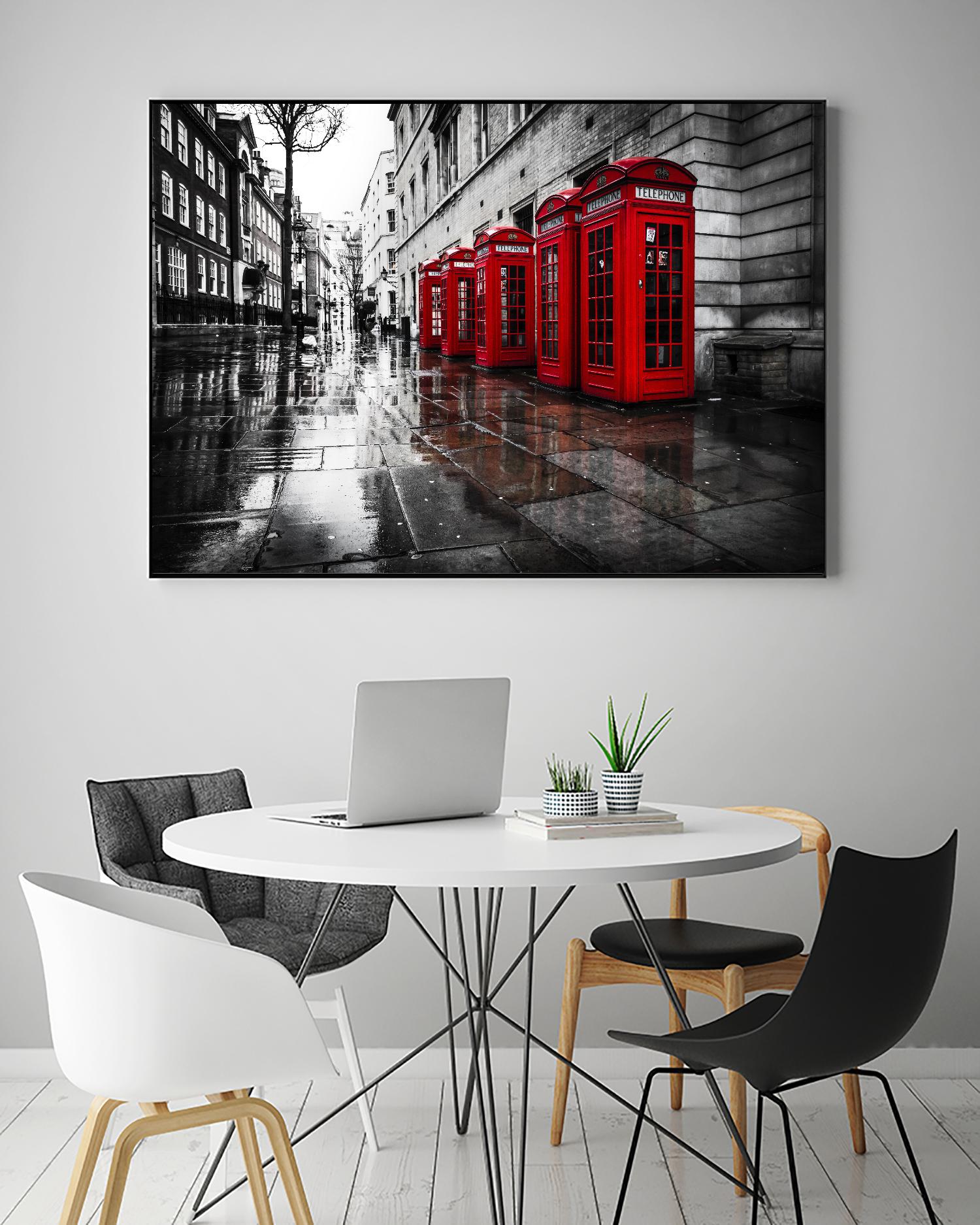 London Phones by Vladimir Kostka on GIANT ART - multicolor photography; landscapes; people/places