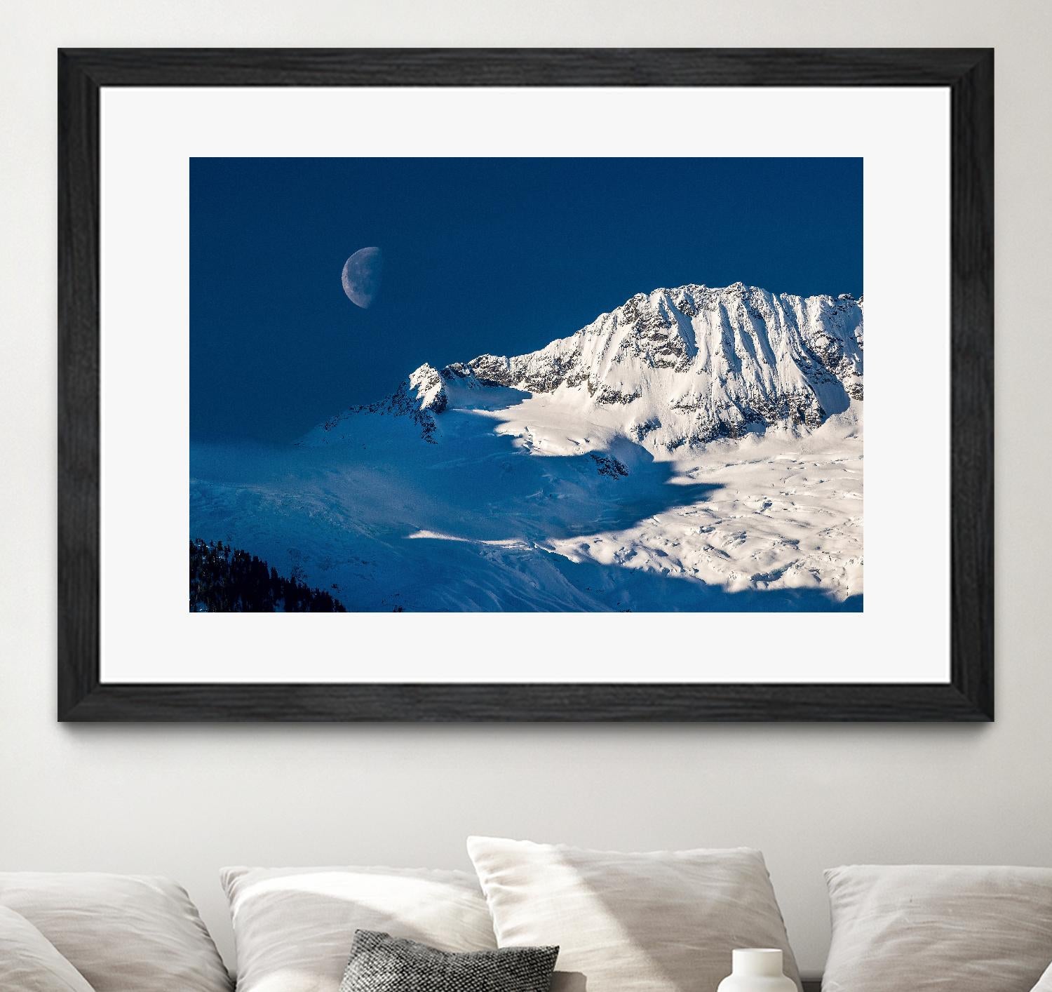 Moon by Vladimir Kostka on GIANT ART - multicolor photography; landscapes