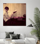 Reading Man by Joe Gemignani on GIANT ART - beige photo art