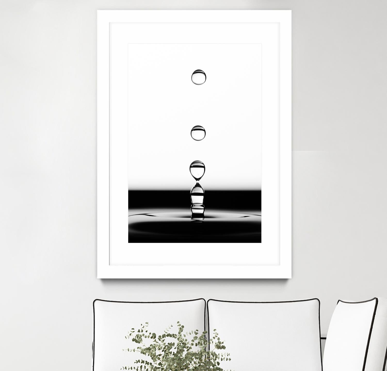 Drops II by Chris Tennent on GIANT ART - white photo art